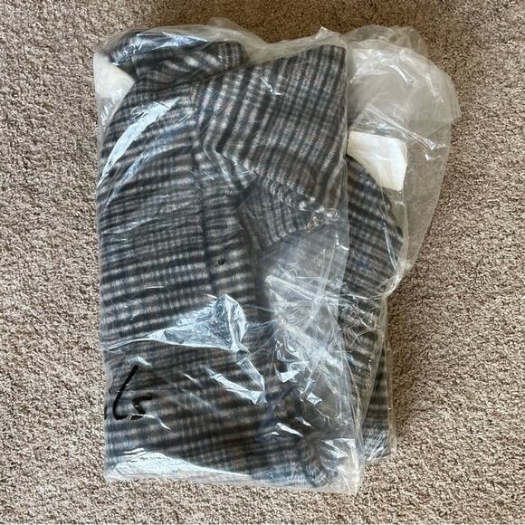 NWT New Rails Jaro Plaid Oversized Wool Blend Jacket Size XS - Picture 9 of 10